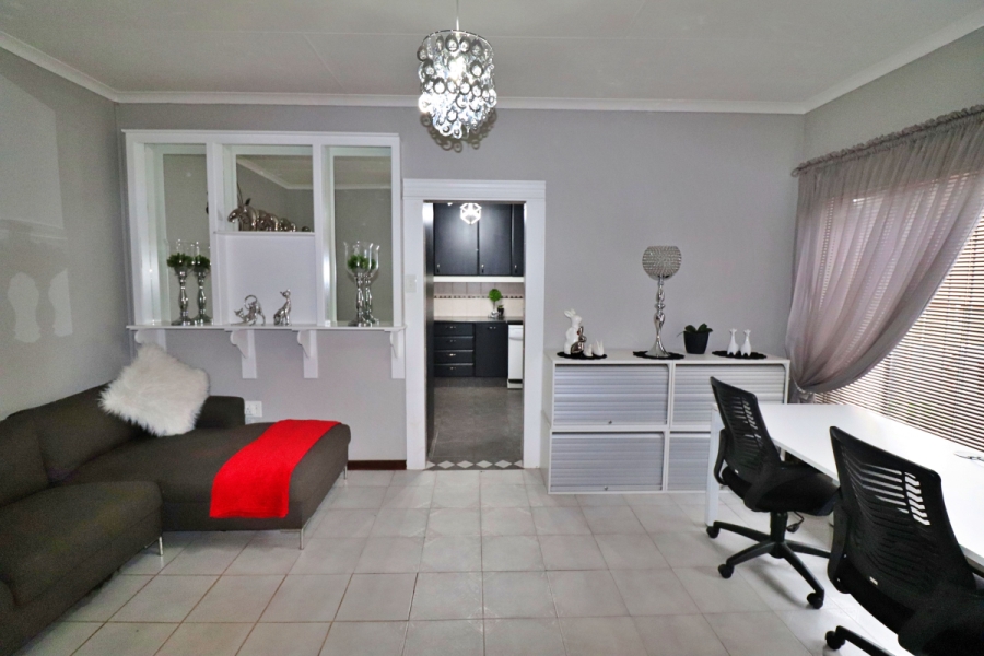 3 Bedroom Property for Sale in Symhurst Gauteng
