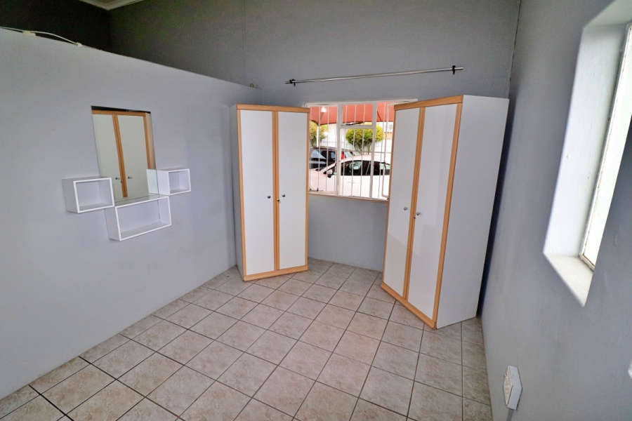 3 Bedroom Property for Sale in Symhurst Gauteng