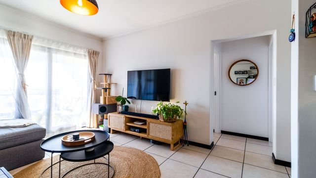 2 Bedroom Property for Sale in Greenstone Hill Gauteng