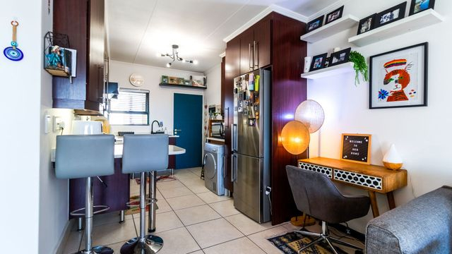 2 Bedroom Property for Sale in Greenstone Hill Gauteng