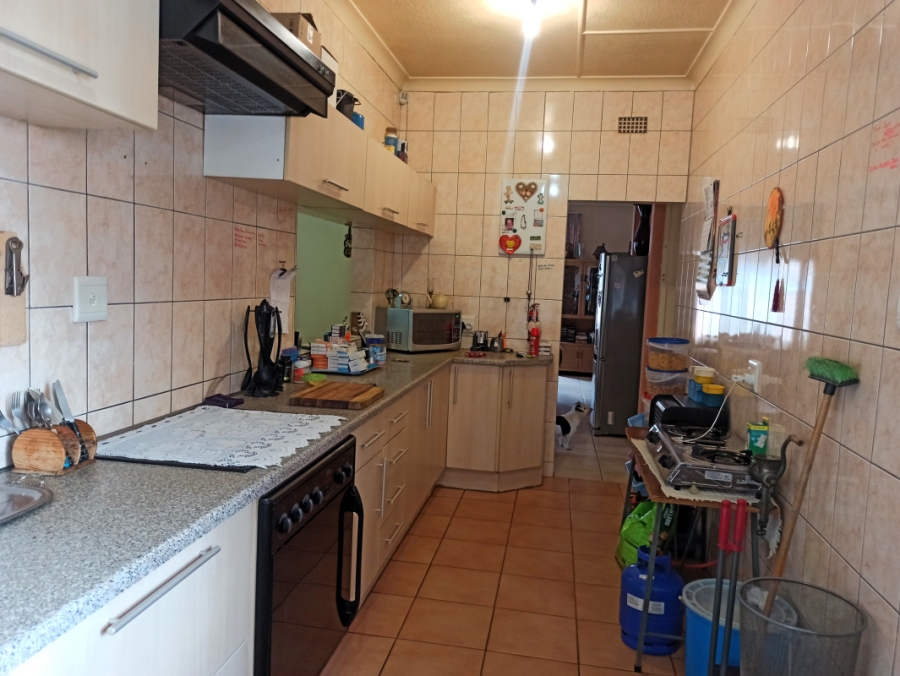 3 Bedroom Property for Sale in Symhurst Gauteng