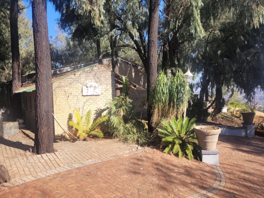 To Let commercial Property for Rent in Doornkloof Gauteng
