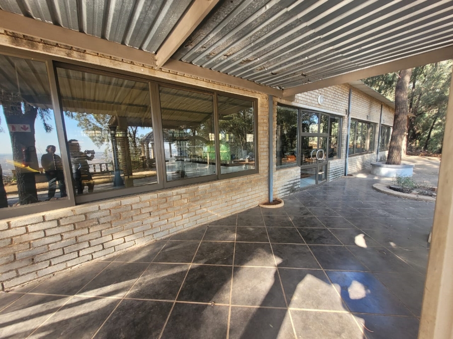 To Let commercial Property for Rent in Doornkloof Gauteng
