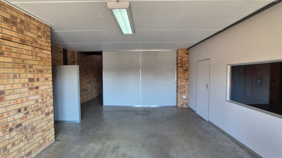 To Let commercial Property for Rent in N4 Gateway Industrial Park Gauteng