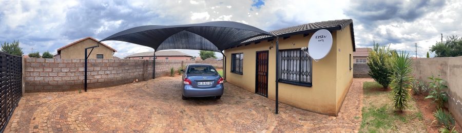2 Bedroom Property for Sale in Protea Glen Gauteng