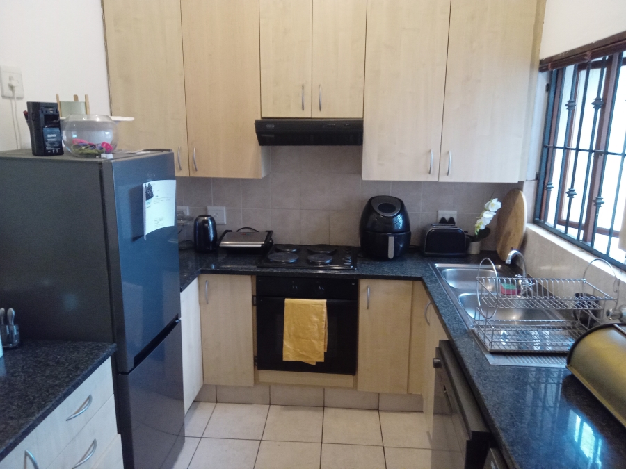 To Let 2 Bedroom Property for Rent in Paulshof Gauteng