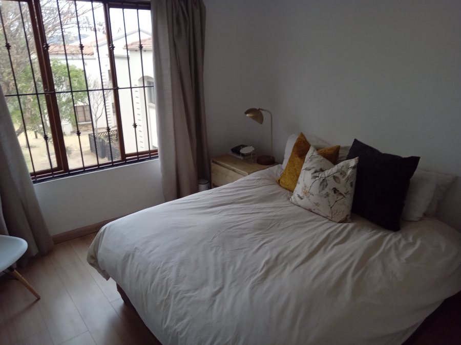 To Let 2 Bedroom Property for Rent in Paulshof Gauteng