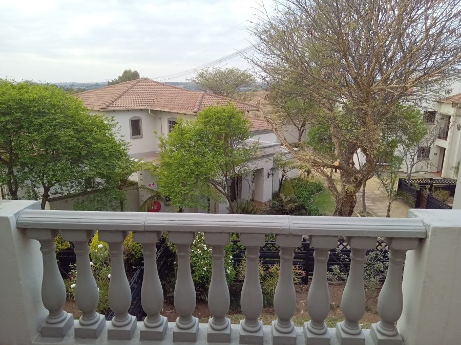 To Let 2 Bedroom Property for Rent in Paulshof Gauteng