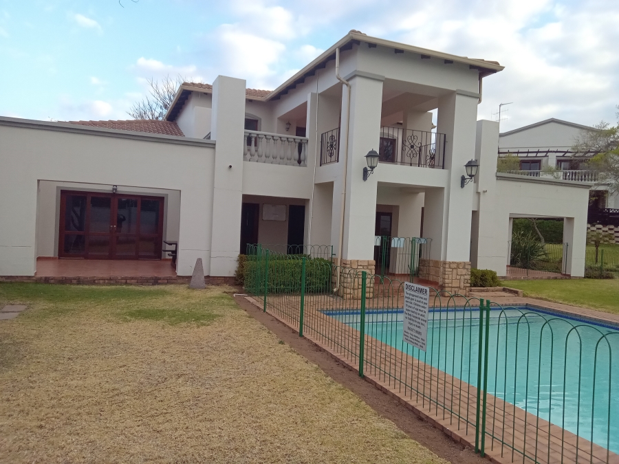 To Let 2 Bedroom Property for Rent in Paulshof Gauteng