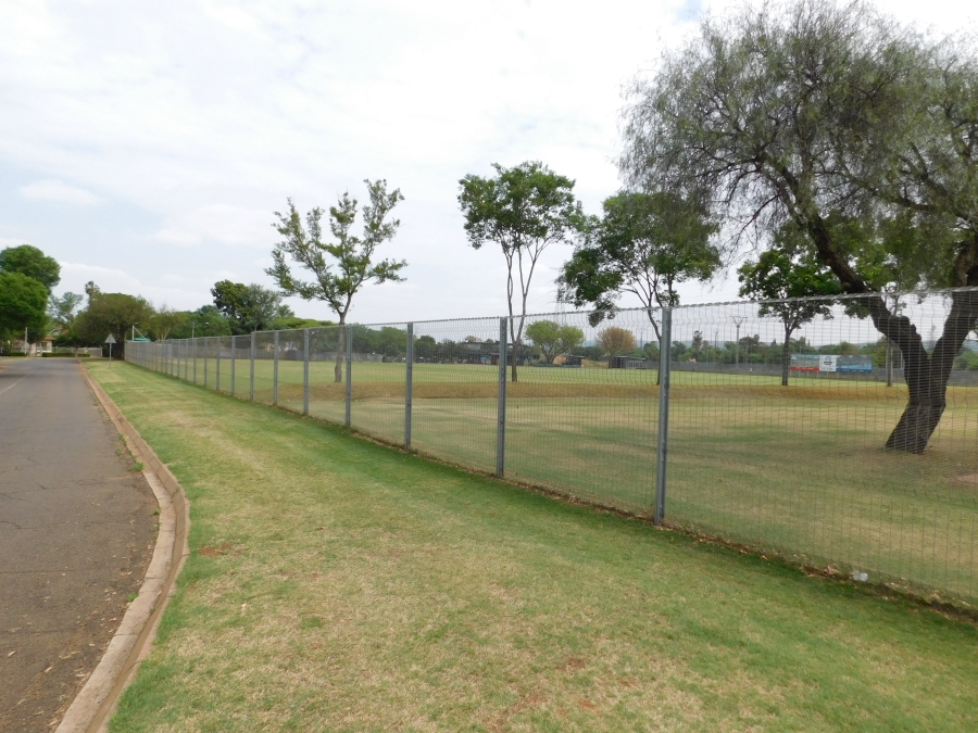 0 Bedroom Property for Sale in Queenswood Gauteng