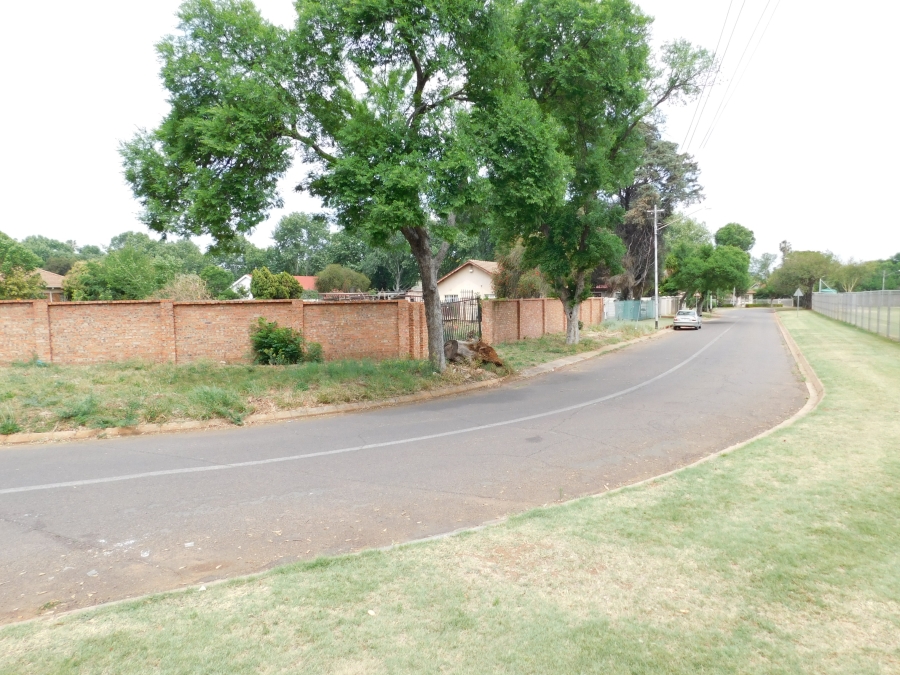 0 Bedroom Property for Sale in Queenswood Gauteng
