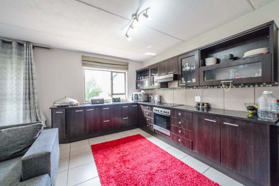 To Let 3 Bedroom Property for Rent in Fourways Gauteng
