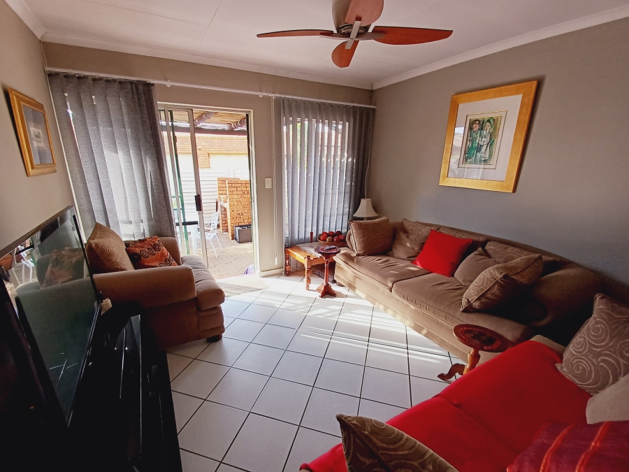 2 Bedroom Property for Sale in Moreleta Park Gauteng