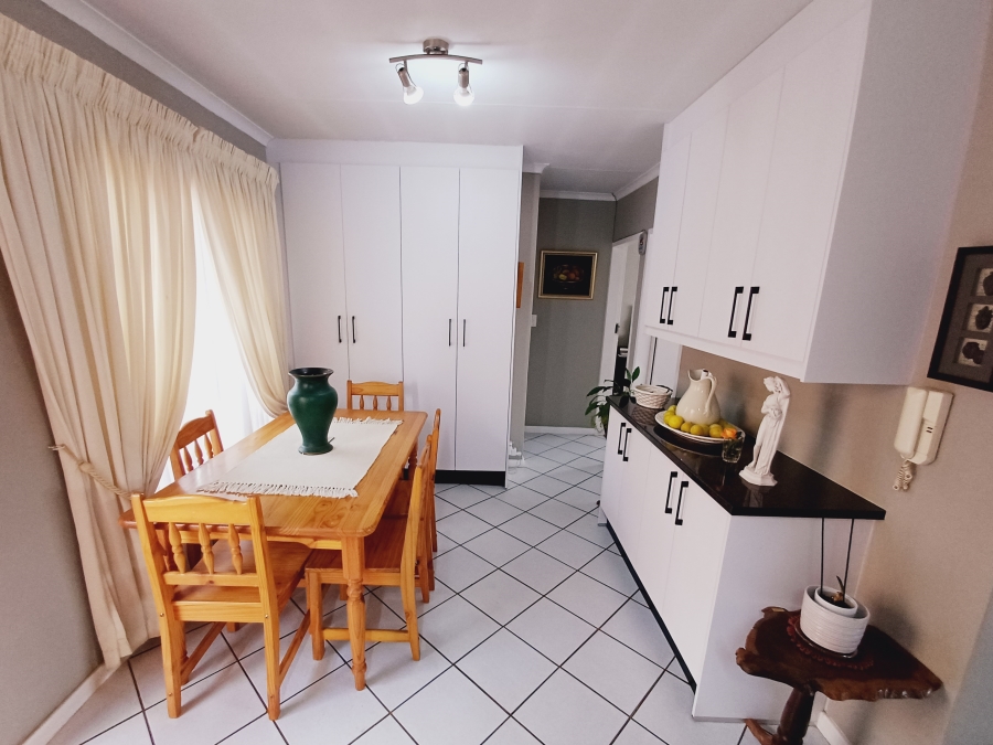 2 Bedroom Property for Sale in Moreleta Park Gauteng