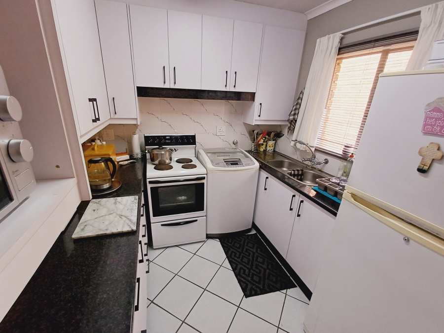 2 Bedroom Property for Sale in Moreleta Park Gauteng