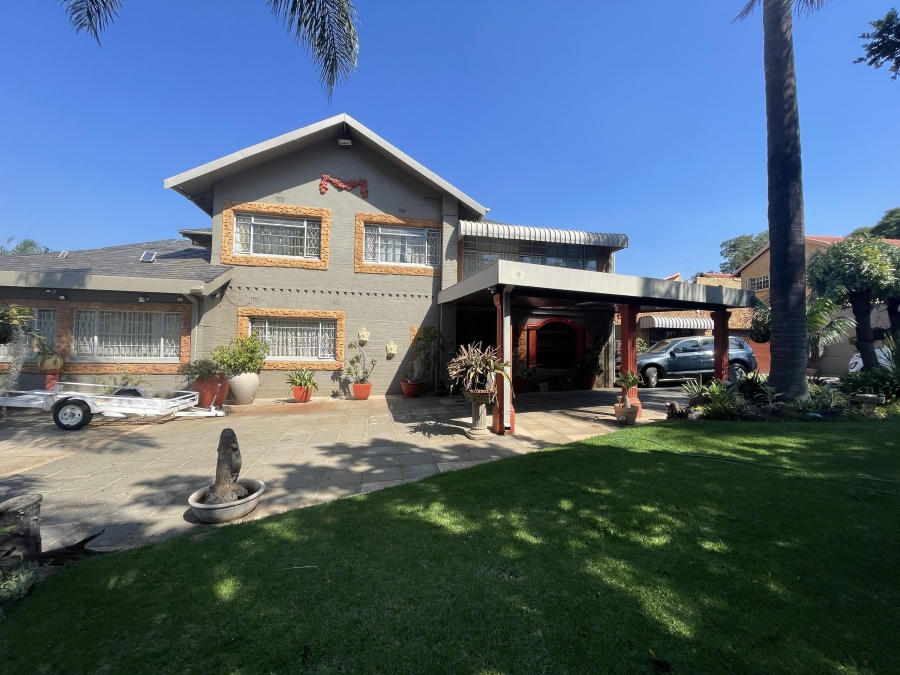 6 Bedroom Property for Sale in Hazelwood Gauteng