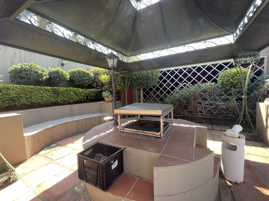 6 Bedroom Property for Sale in Hazelwood Gauteng