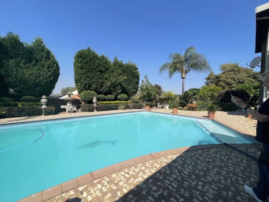 6 Bedroom Property for Sale in Hazelwood Gauteng