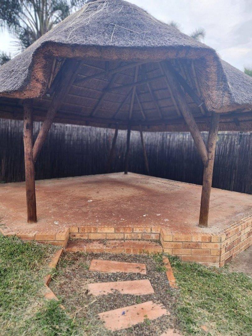 To Let 3 Bedroom Property for Rent in Roodekrans Gauteng