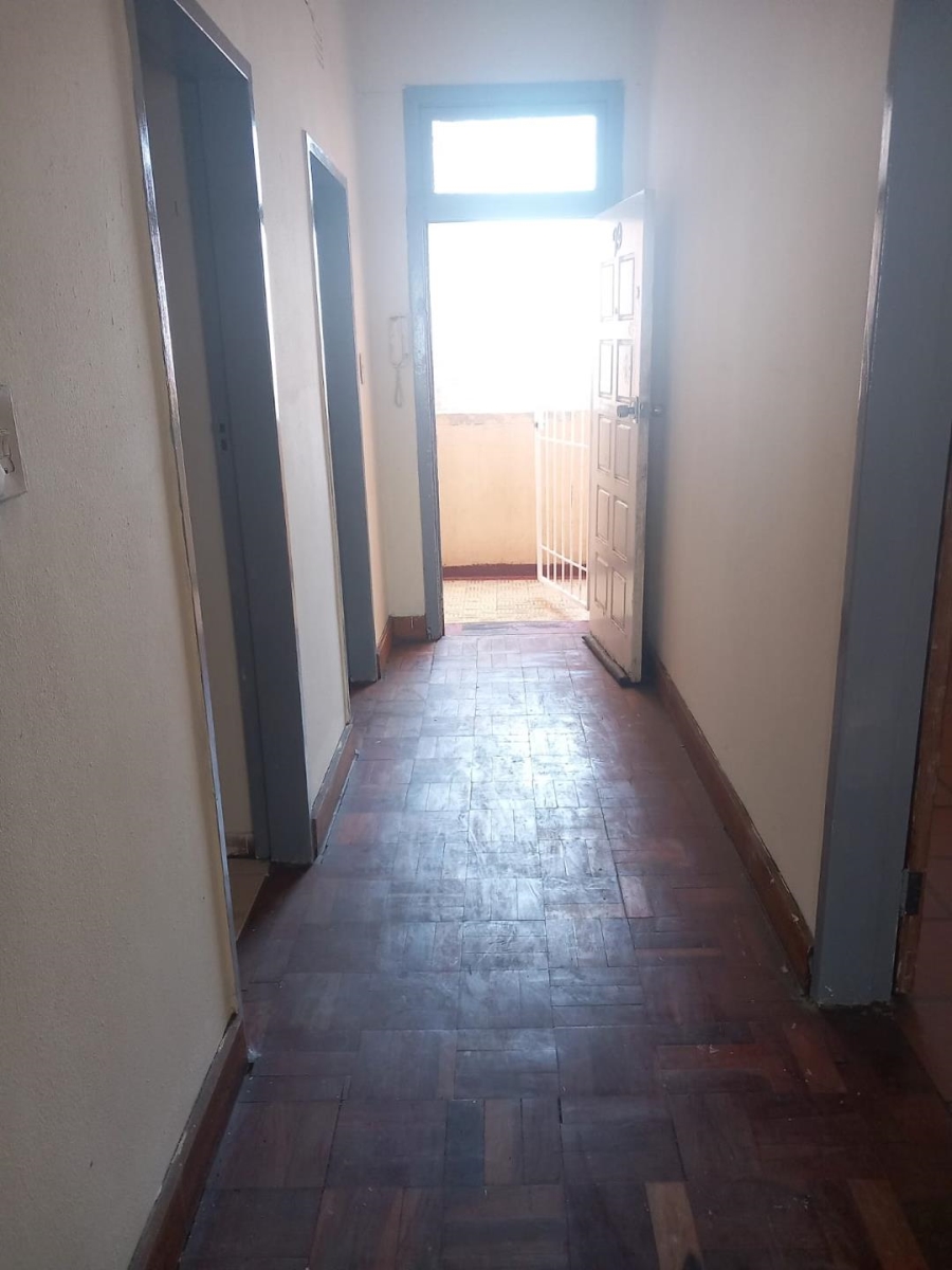 To Let 1 Bedroom Property for Rent in Yeoville Gauteng