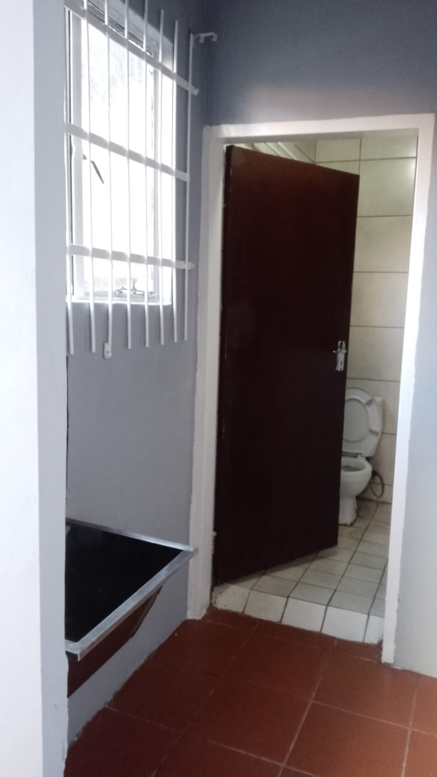 To Let 1 Bedroom Property for Rent in Yeoville Gauteng