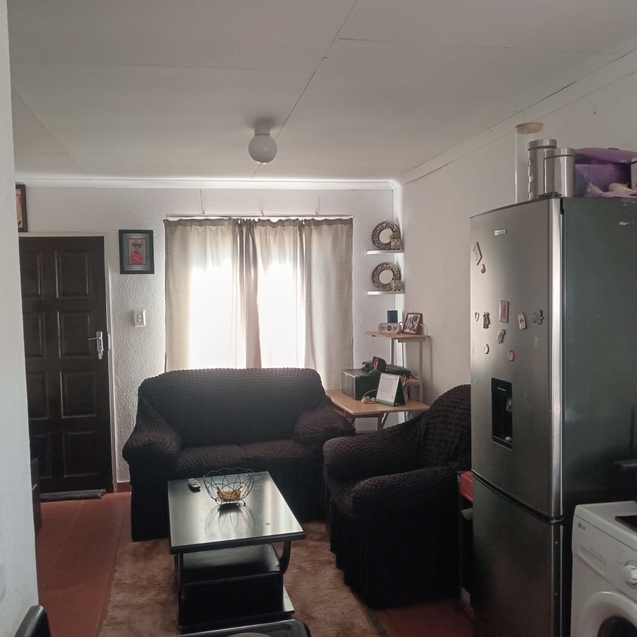 2 Bedroom Property for Sale in Savanna City Gauteng
