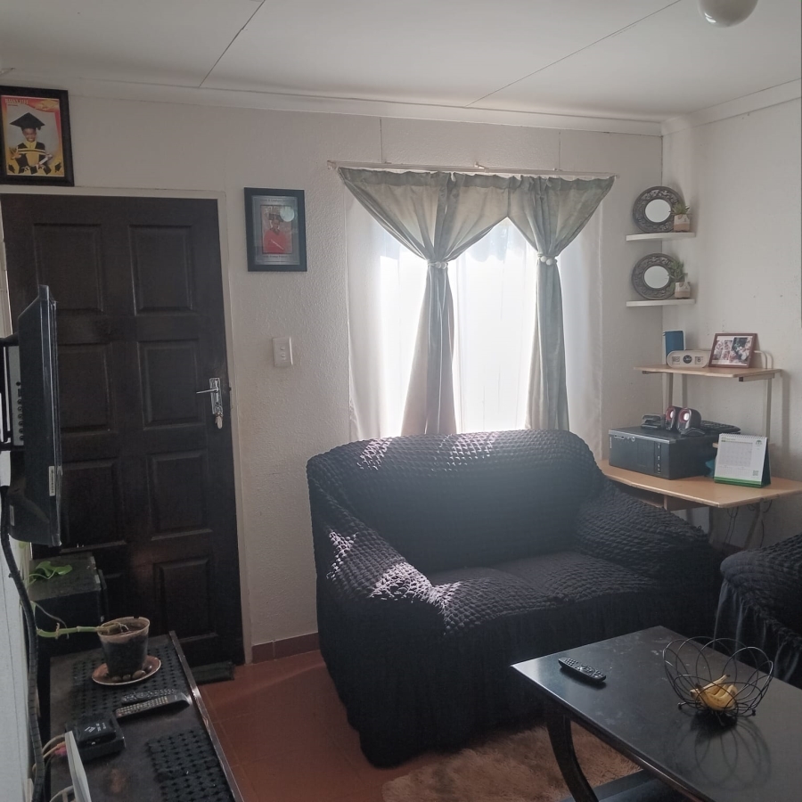 2 Bedroom Property for Sale in Savanna City Gauteng