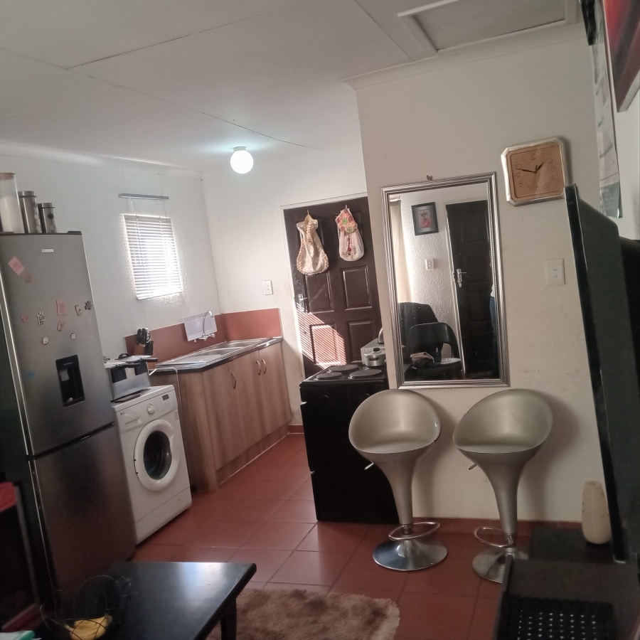 2 Bedroom Property for Sale in Savanna City Gauteng