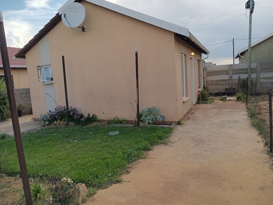 2 Bedroom Property for Sale in Savanna City Gauteng