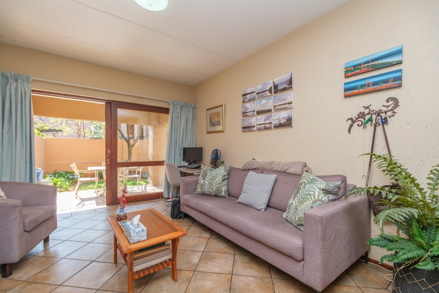 1 Bedroom Property for Sale in Lonehill Gauteng