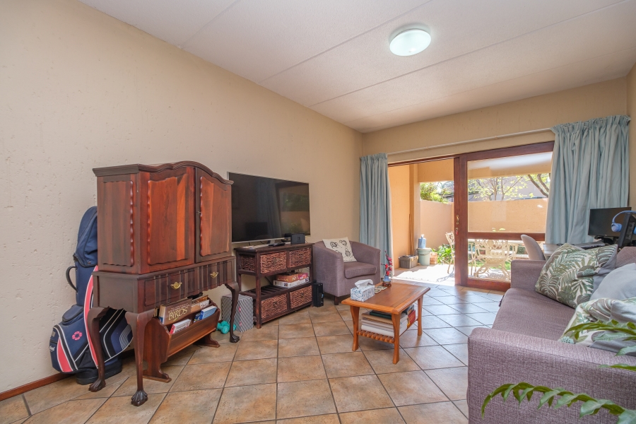 1 Bedroom Property for Sale in Lonehill Gauteng