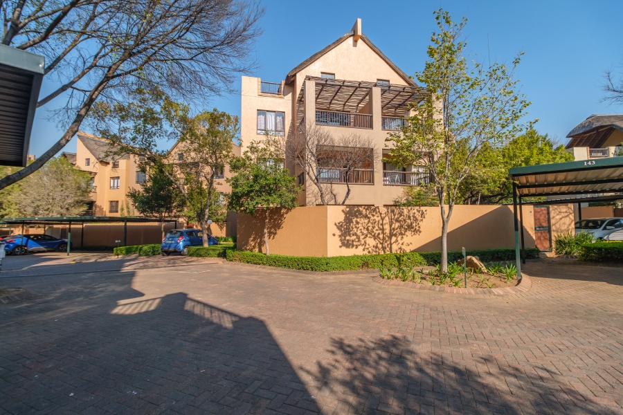 1 Bedroom Property for Sale in Lonehill Gauteng
