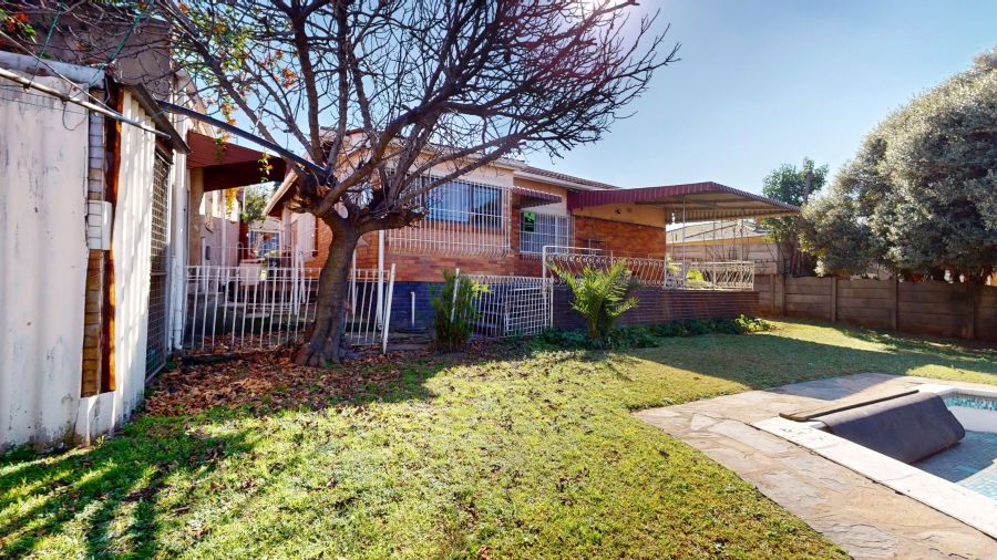 3 Bedroom Property for Sale in Symhurst Gauteng