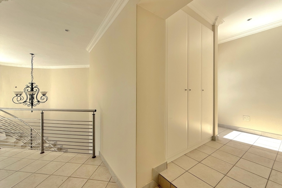 4 Bedroom Property for Sale in Dainfern Golf Estate Gauteng