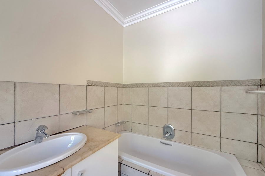 4 Bedroom Property for Sale in Dainfern Golf Estate Gauteng