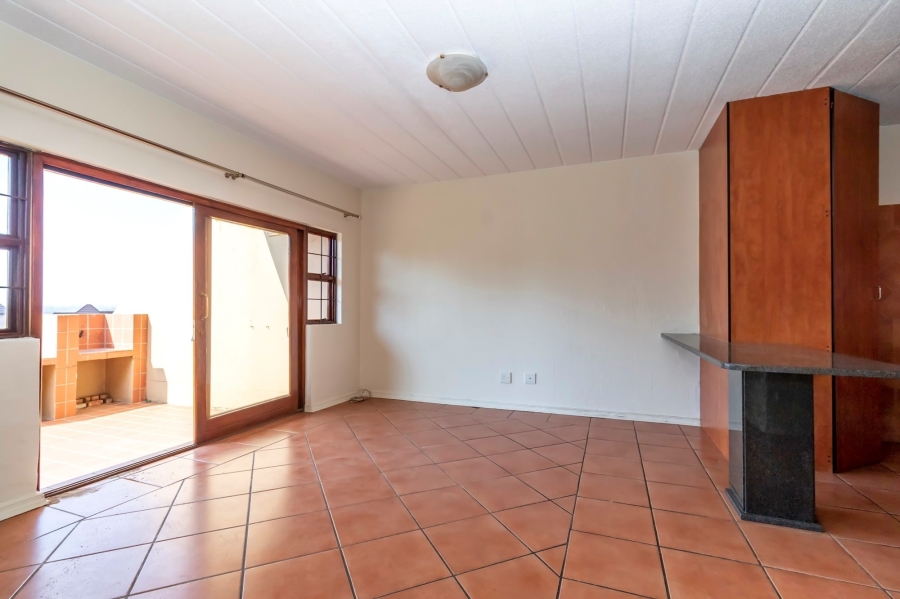 2 Bedroom Property for Sale in Northcliff Gauteng