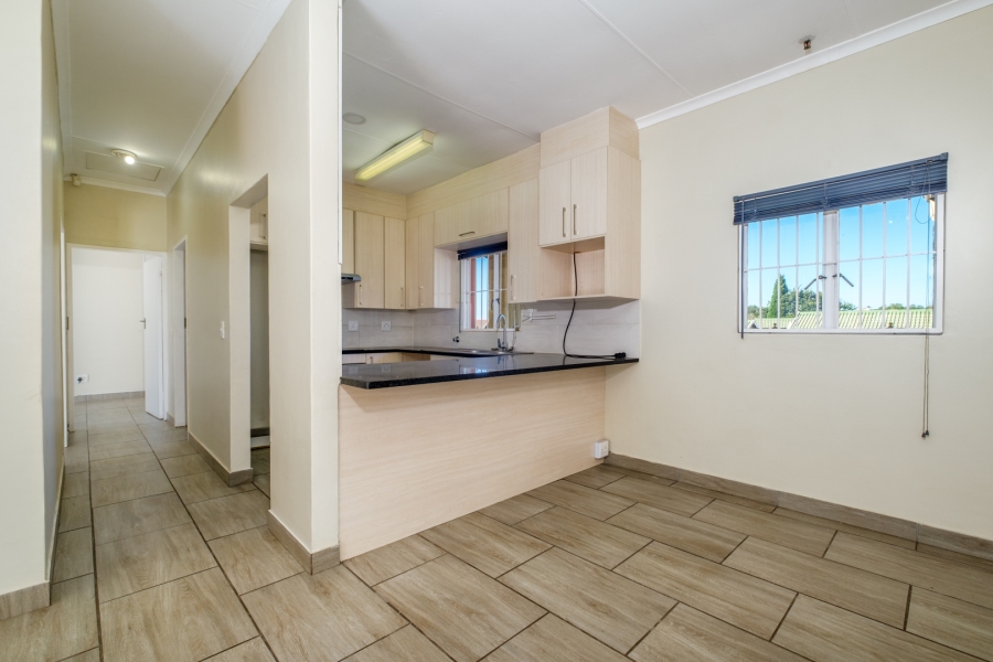 2 Bedroom Property for Sale in Sundowner Gauteng