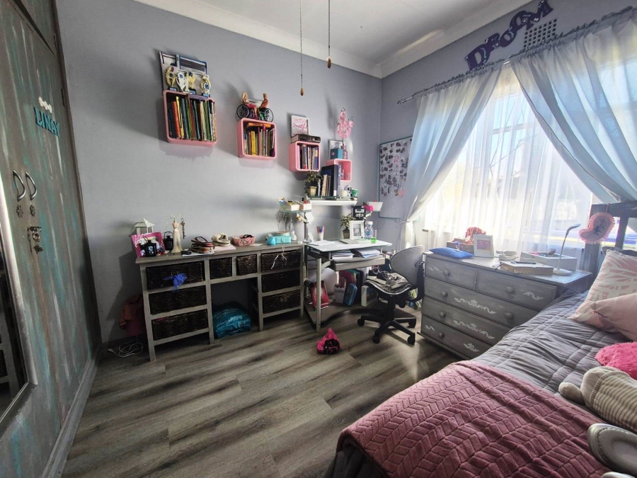 4 Bedroom Property for Sale in Sonland Park Gauteng