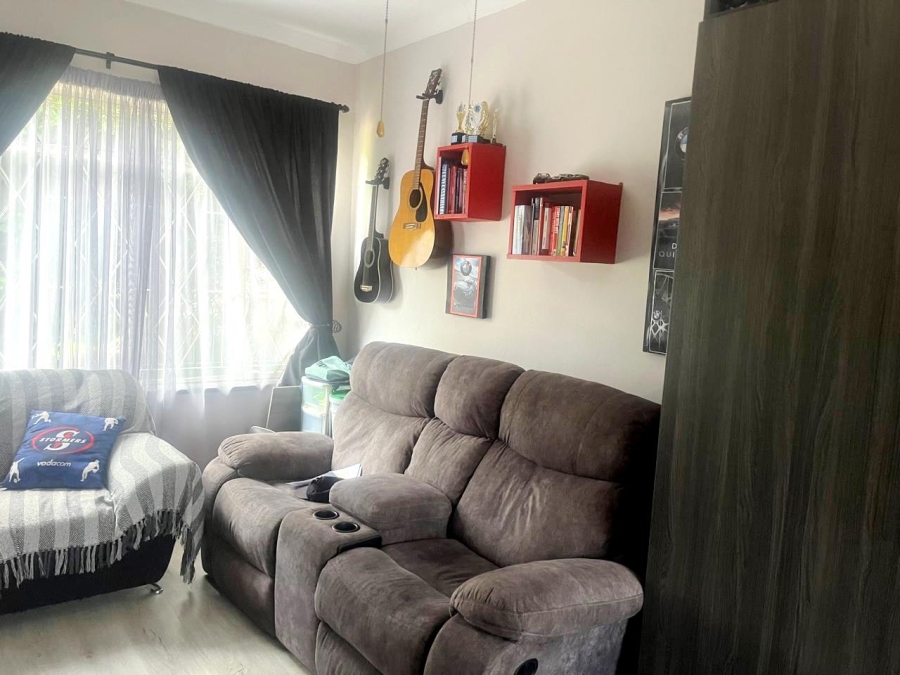 4 Bedroom Property for Sale in Sonland Park Gauteng