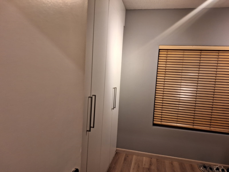 To Let 2 Bedroom Property for Rent in Lonehill Gauteng