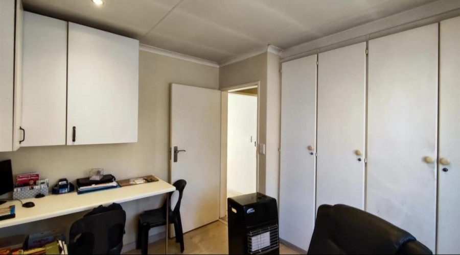 3 Bedroom Property for Sale in Norkem Park Gauteng