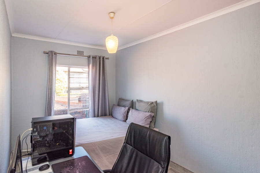 3 Bedroom Property for Sale in Fairland Gauteng