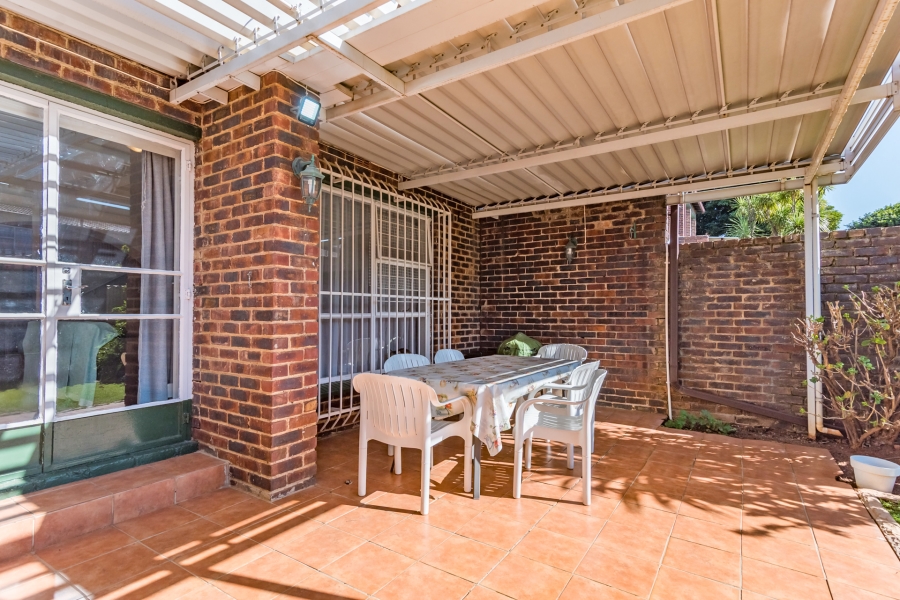 3 Bedroom Property for Sale in Fairland Gauteng