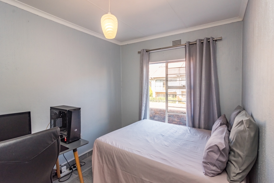 3 Bedroom Property for Sale in Fairland Gauteng