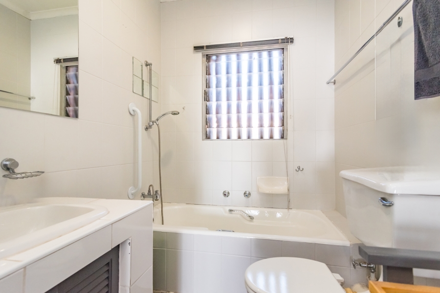 3 Bedroom Property for Sale in Fairland Gauteng