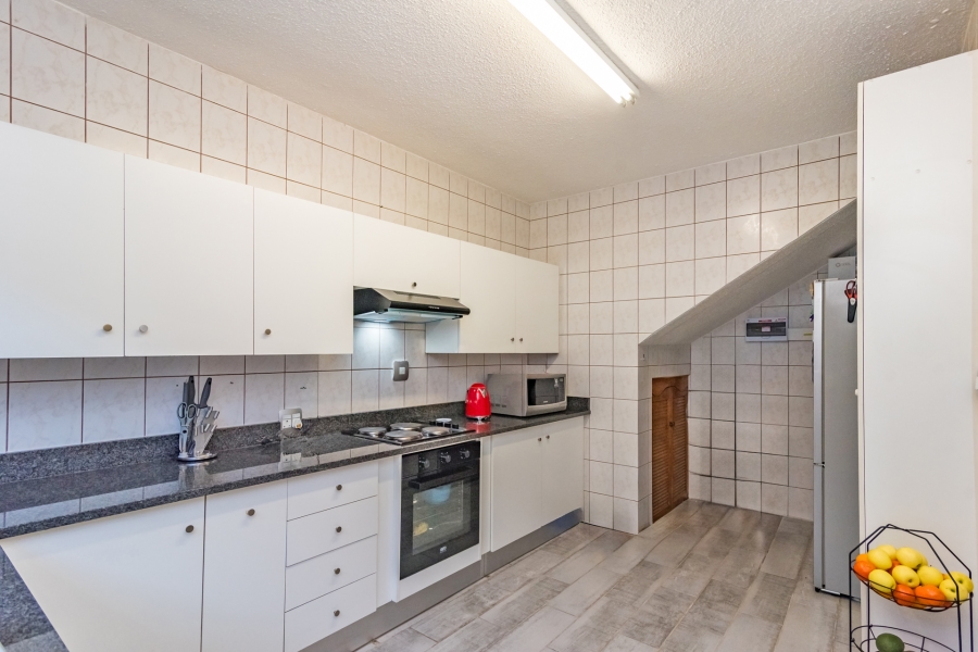 3 Bedroom Property for Sale in Fairland Gauteng
