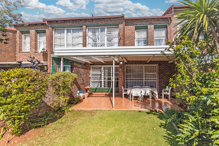 3 Bedroom Property for Sale in Fairland Gauteng