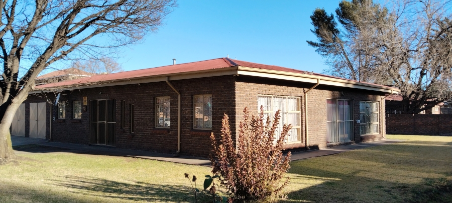 3 Bedroom Property for Sale in Rensburg Gauteng
