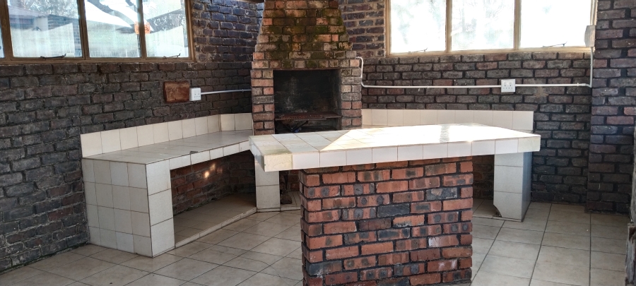 3 Bedroom Property for Sale in Rensburg Gauteng