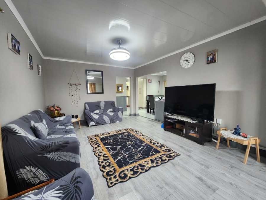 3 Bedroom Property for Sale in Three Rivers Gauteng